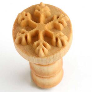 MKM Round Stamp 2.5cm Medium Snowflake