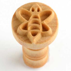 MKM Round Stamp 2.5cm Medium Honey Bee