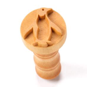 MKM Round Stamp 2.5cm Medium Happy Penguin