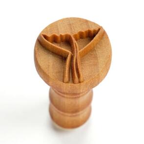 MKM Round Stamp 2.5cm Medium Whale Tail