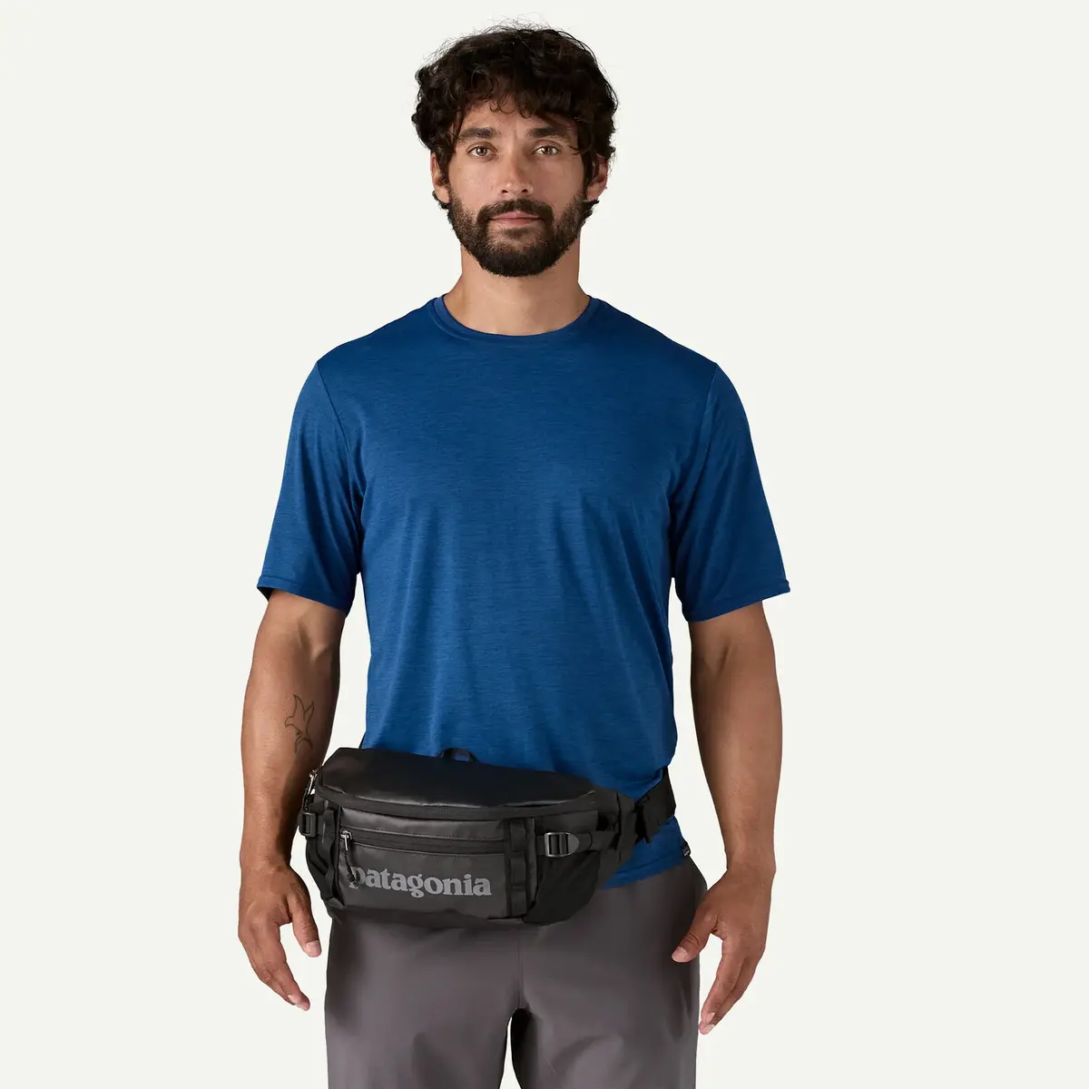 新品 Patagonia BLACK HOLE WAIST PACK 5L Patagonia, Black Hole Waist Pack 5L, Bum Bag, Black, All, Unisex