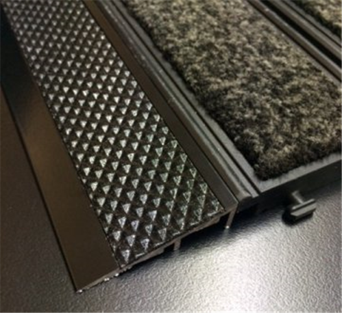 Tredsafe Connex Ramp DT080  Black Carpet to Vinyl Trim - no insert per bar