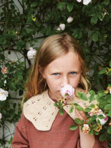 Sandnes Garn Knitting Pattern - Snowbell Collar