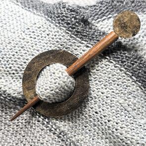 Alpaca Yarns Shawl Pin -  Wood Grain Look