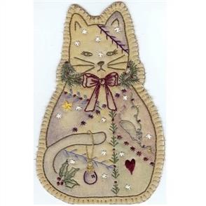 Chickadee Hollow Vintage Christmas Kitty