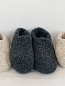 Sandnes Garn Knitting Pattern - Double Slippers