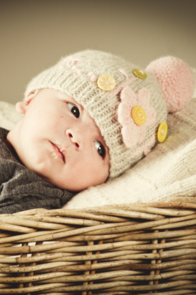 Lisa F BC50 - Baby Daisy Hat - Knitting Pattern / Kit