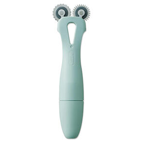 Clover Grip Fit Triple Tracing Wheel