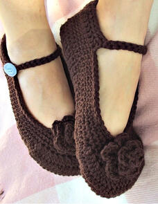 Holland Designs Crochet Pattern - Ladies Rose Garden Ballet Flats