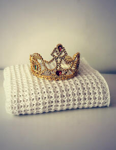 Holland Designs Crochet Pattern - Royal Child Blanket