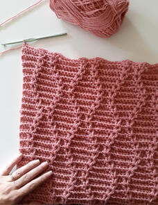 Holland Designs Crochet Pattern - Latticework Afghan