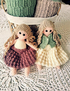 Holland Designs Crochet Pattern - Mini Waldorf Dolls