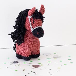 Hoooked Amigurumi Kit : Pony Sienna - Brick