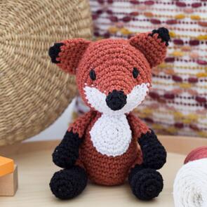 Hoooked Amigurumi Kit : Fox Fergie - Brick