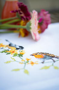 Vervaco Cross Stitch Table Runner Kit - Songbirds