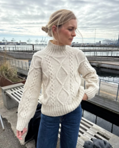 Petite Knit Saga Sweater - Knitting Pattern / Kit