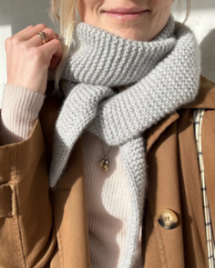 Petite Knit Sophie Shawl - Knitting Pattern / Kit