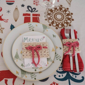 Hoooked Tossa + Odyssey Lurex : Napkin and Menu Card Holder Delft