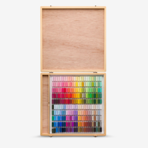 Holbein Round Soft Pastel Set of 250 in Wooden Box