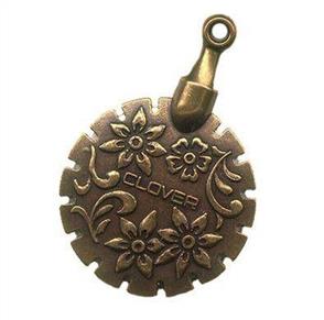 Clover Thread Cutter Pendant (Gold)