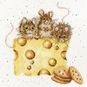 Bothy Threads Cross Stitch Kit - Crackers About Cheese